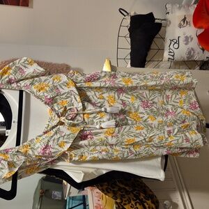 Off shoulder floral Tie In Front